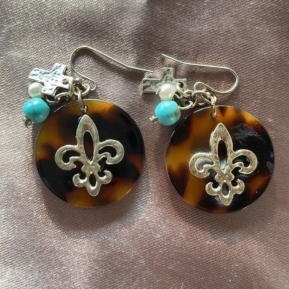 Turquoise & Tortoise Cross & Fleur-de-Lis Necklace Set Boho Designer Inspired - Picture 7 of 11